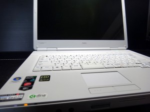PC-LL370SG