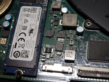 NEC PC-HM350PAW-8 電源が入らない ネコがケーブルを噛んだ？