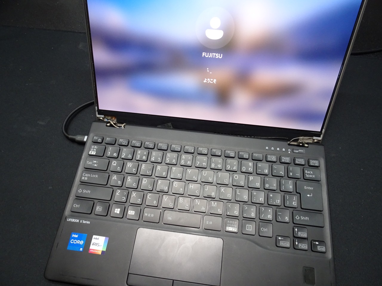 FUJITSU LIFEBOOK U9312/J パネル交換後、画面が映らない|マザーボード修理 FUJITSU LIFEBOOK U9312/J パネル交換後、画面が映らない|マザーボード修理